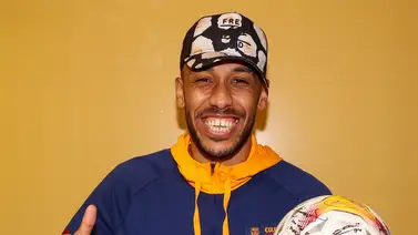 Aubameyang hace historia al marcar hat-trick con el FC Barcelona Aubameyang hace historia al marcar hat-trick con el FC Barcelona