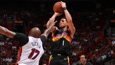 Heat vs Suns: Booker regresa con recital sobre Miami