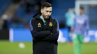 Carlo Ancelotti sigue dando positivo y es duda en el viaje a Inglaterra Carlo Ancelotti sigue dando positivo y es duda en el viaje a Inglaterra