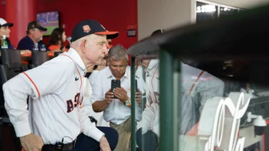 ¿Quién es el aficionado que apostó la millonaria suma de dinero a los Astros en la Serie Mundial?
