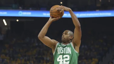 NBA: Este dominicano sigue registrando estadísticas históricas desde la larga distancia (+Video)