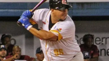 LMBP: Luis Álvarez destacó en el lauro de Guerreros de Lara ante Líderes de Miranda