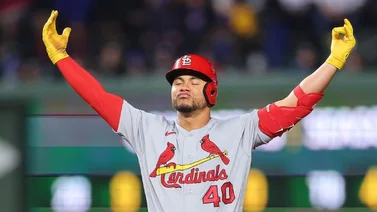 MLB: Willson Contreras la saca del estadio de los Piratas con este batazo (+VIDEO)