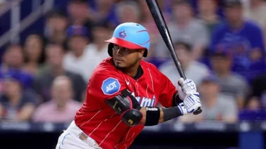 MLB:¡"Regadera" a todo dar! Mira el batazo oportuno de Luis Arráez para barrer las bases (+Video)