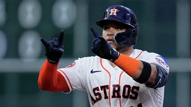 Yainer Díaz conecta gran cuadrangular para Astros, tercero de su carrera en Grandes Ligas