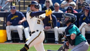 MLB: El mexicano Luis Urias es activado por los Cerveceros de Milwaukee (+FOTO)