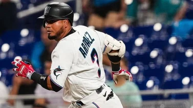 MLB: ¡Arepa Power! Luis Arráez inscribe su nombre en este selecto grupo venezolano