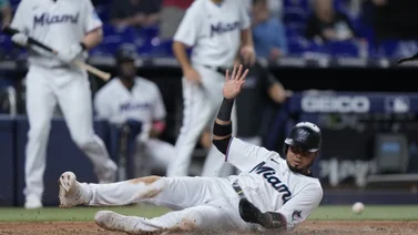MLB: ¡No hay quien lo pare! Luis Arráez ya pasa de .400 en promedio (+Video)
