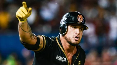 Oswaldo Arcia batea un largo jonrón con su nuevo equipo en la Liga Mexicana de Beisbol (+VIDEO)