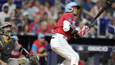 ¡Se lo gozó! Vea el sensacional "bat flip" de Luis Arráez para festejar su cuadrangular (+Video)
