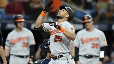 ¡Indetenible! Anthony Santander la vuelve a botar y llega a los 14 cuadrangulares en el año (+Video)