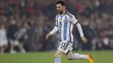 Lionel Messi recibe nuevo galardón tras ser nombrado Mejor Jugador Extranjero de la temporada Lionel Messi recibe nuevo galardón tras ser nombrado Mejor Jugador Extranjero de la temporada