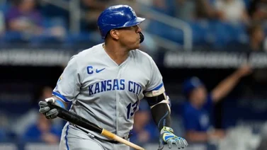 MLB: Salvador Pérez lidera a los receptores de la Liga Americana con este registro (+números)