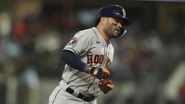 MLB: José Altuve abre el juego y dispara el quinto cuadrangular de la temporada  (+Video)