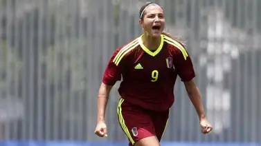 Juegos Centroamericanos y del Caribe 2023: Deyna Castellanos no falló en el área ante Haití (+Video) Juegos Centroamericanos y del Caribe 2023: Deyna Castellanos no falló en el área ante Haití (+Video)
