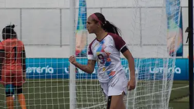 Deyna Castellanos y la Vinotinto preparan el encuentro contra Guatemala previo a las semifinales (+Previa) Deyna Castellanos y la Vinotinto preparan el encuentro contra Guatemala previo a las semifinales (+Previa)