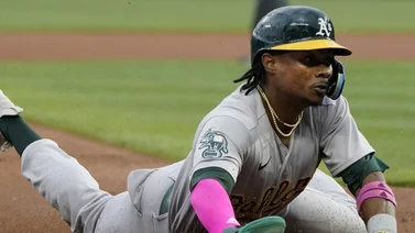 MLB: Esteury Ruíz rumbo a unirse a un selecto grupo de dominicanos con respecto a bases robadas