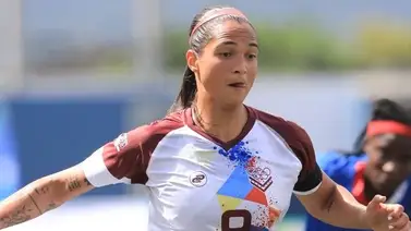 Deyna Castellanos explota contra la FVF: "No solo es el fútbol campo masculino" (+Video) Deyna Castellanos explota contra la FVF: "No solo es el fútbol campo masculino" (+Video)