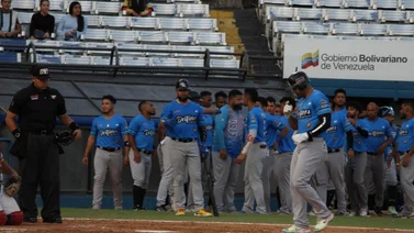 LMBP: Delfines de La Guaira pegó primero en la Gran Final