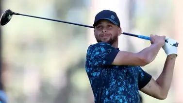 Stephen Curry sorprendió a todos al clavar un triple imposible en un torneo de golf (+Video) Stephen Curry sorprendió a todos al clavar un triple imposible en un torneo de golf (+Video)