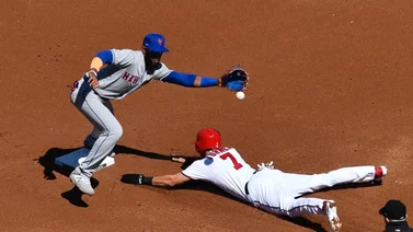 ¡Ni Acuña Jr. ni De La Cruz! Este es el mejor jugador robando bases de la MLB