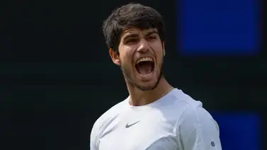 ¡Impresionante! Así celebró Carlos Alcaraz al quebrarle el saque a Djokovic (+Video) ¡Impresionante! Así celebró Carlos Alcaraz al quebrarle el saque a Djokovic (+Video)