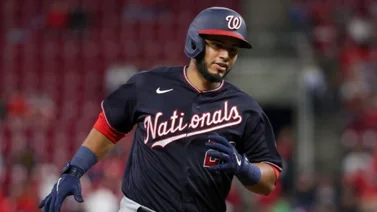 MLB: Keibert Ruiz llega a esta cifra redonda de cuadrangulares en la campaña (+Video)