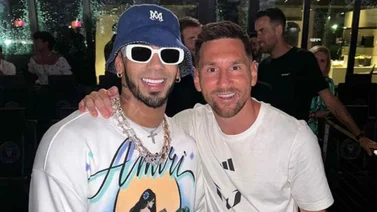 Anuel AA se fue a la presentación de Messi en el Inter de Miami y le presentó a su novia (+Imágenes)
