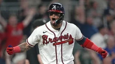 MLB: Mira como Orlando Arcia se fue para la calle contra Arizona (+Video)