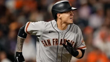 MLB: Wilmer Flores se unió a Barry Bond en este hito de los Gigantes (+Dato)