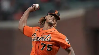 El dominicano Camilo Doval está encaminado a romper varios récords en la MLB esta temporada El dominicano Camilo Doval está encaminado a romper varios récords en la MLB esta temporada