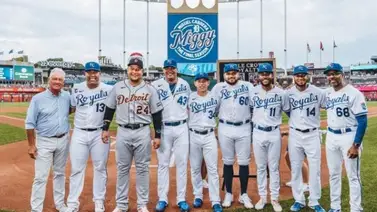 MLB: Miguel Cabrera recibió homenaje en Kansas City MLB: Miguel Cabrera recibió homenaje en Kansas City