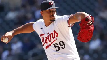 Jhoan Durán y la velocidad en sus pitcheos que buscan un récord de Aroldis Chapman