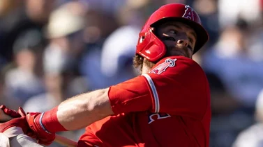 ¡El futuro está en buenas manos! Novato de los Angelinos de Los Ángeles conecta su primer jonrón en MLB (+Video)