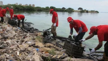 Ministerio de Ecosocialismo afirmó la limpieza de 600 playas afectadas en Maracaibo