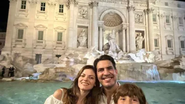 Claudia la Gatta y Luis Gerónimo Abreu gozan tremendas vacaciones familiares por Italia