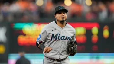 MLB: ¡No es sólo con el bate! vea la gran jugada defensiva de Luis Arráez (+video)