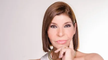 Amanda Gutiérrez se abrió de piernas en la playa y dejó loco al público
