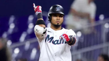 MLB: ¡Increíble! Luis Arráez es el único en alcanzar está cifra de imparables en la temporada (+Dato)