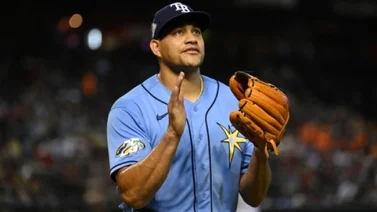 MLB: Yonny Chirinos se sube al montículo para debutar con los Bravos de Atlanta