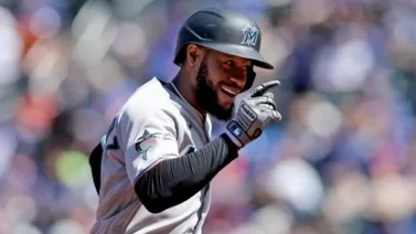 MLB: ¡Nadie lo para! Bryan De La Cruz siguió aumentando sus grandes números con otro jonrón (+Video)