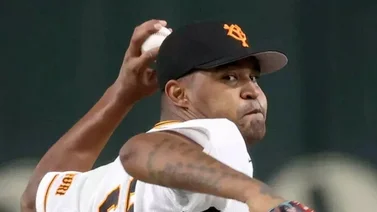 NPB: El magallanero Yohander Méndez acumula una racha de innings imbatible con Yomiuri en Japón