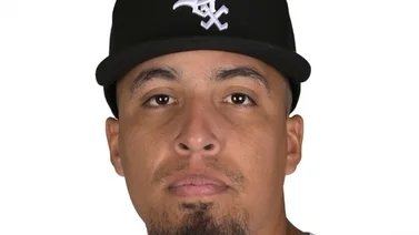 MLB: Edgar Navarro es el nuevo grandeliga de Venezuela