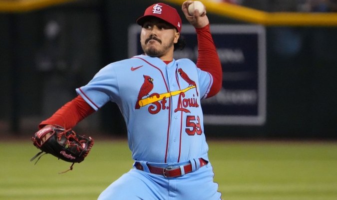 El mexicano JoJo Romero se apunta un agónico triunfo de Cardenales