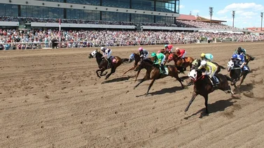 Victoria de jockey venezolano paga millonario premio en este hipódromo de Estados Unidos