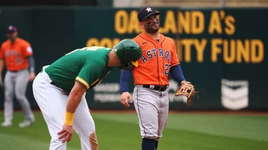 MLB: José Altuve le da una mano a Houston con jugada de lujo (+Video)