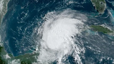 Beryl podría convertirse en huracán antes de llegar a Texas 