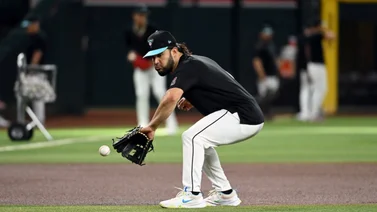 MLB: Eugenio Suárez se luce con el guante ante Padres de San Diego (+ Video)
