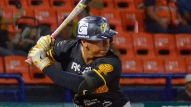 LMB: Wilfredo Tovar barre las bases con Rieleros (+ Video)