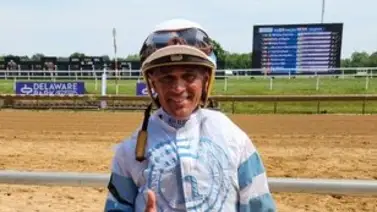 Javier Castellano gana el primer Stakes del lunes en Delaware Park Javier Castellano gana el primer Stakes del lunes en Delaware Park